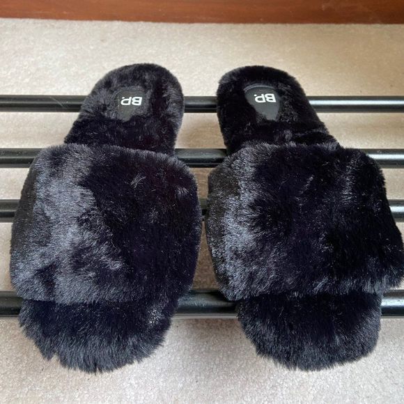 BP Shoes - BP Women Livie Fluffy Plush Slippers - BRAND NEW - NWOB